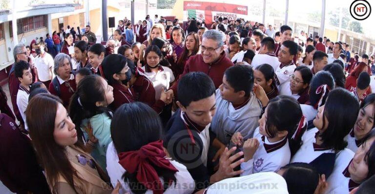 Sin Educación No Hay Trasformación: Alcalde Armando Martínez Manríquez