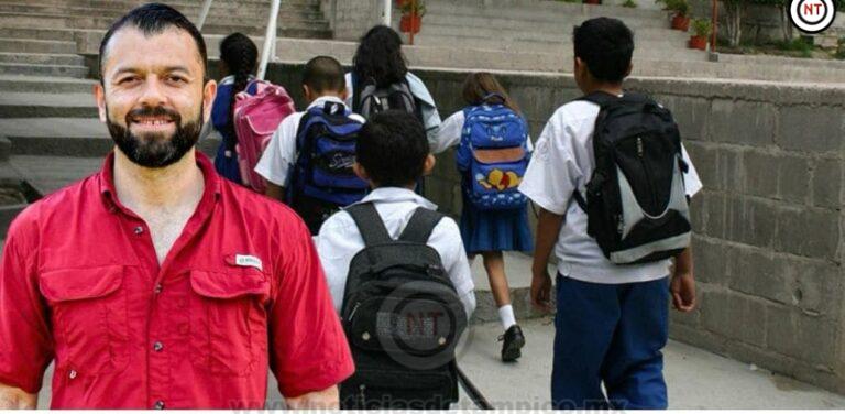 Poncho Méndez Busca Prohibir La Mochila en las Escuelas