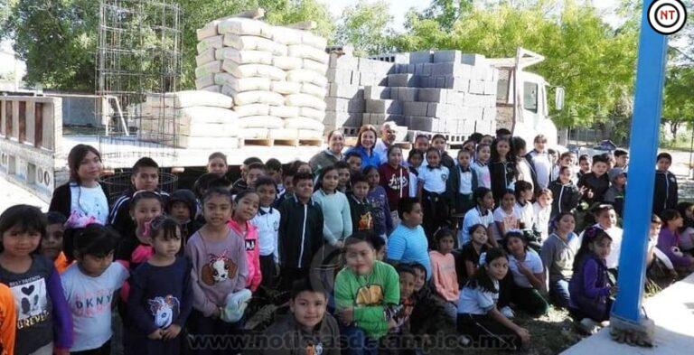 Con acciones aportamos a la modernización de las escuelas: Gaby Verlage