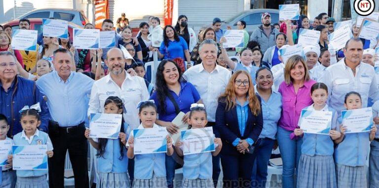 Reconoce Chucho Nader a Alumnos Triunfadores en Certamen Estatal de Escoltas
