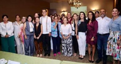 Reconoce   Marcelo Abundiz   labor de Mujeres Empresarias, se compromete a ser un gestor en el congreso