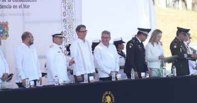 Participa Armando Martínez en la conmemoración del Día de la Armada de México