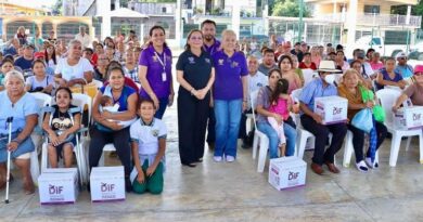 DIF Altamira entrega 120 paquetes alimenticios a familias vulnerables