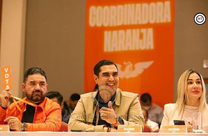 Los ciudadanos ya no creen en los políticos, afirma Roberto Lee